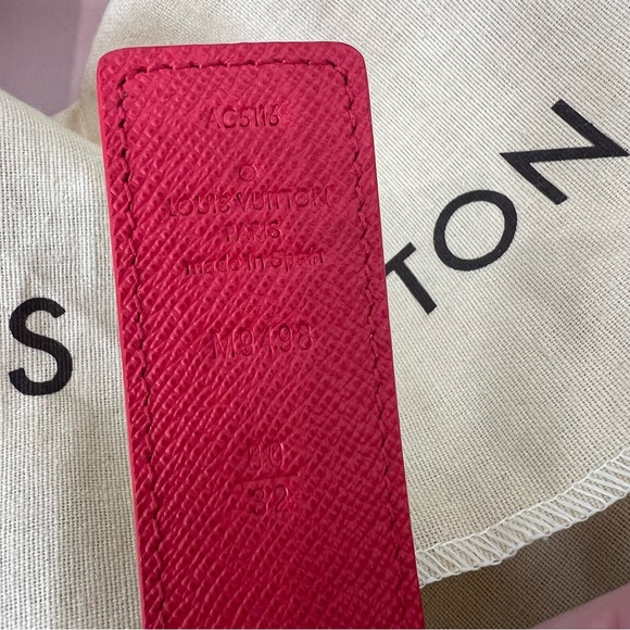 Louis Vuitton Reversible Belt size 80 - Picture 4 of 5